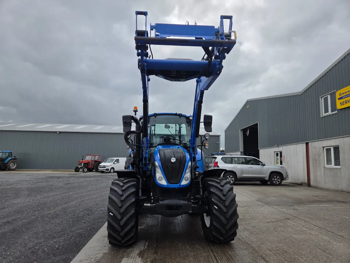 2023 New Holland T5.120 EC - Image 4