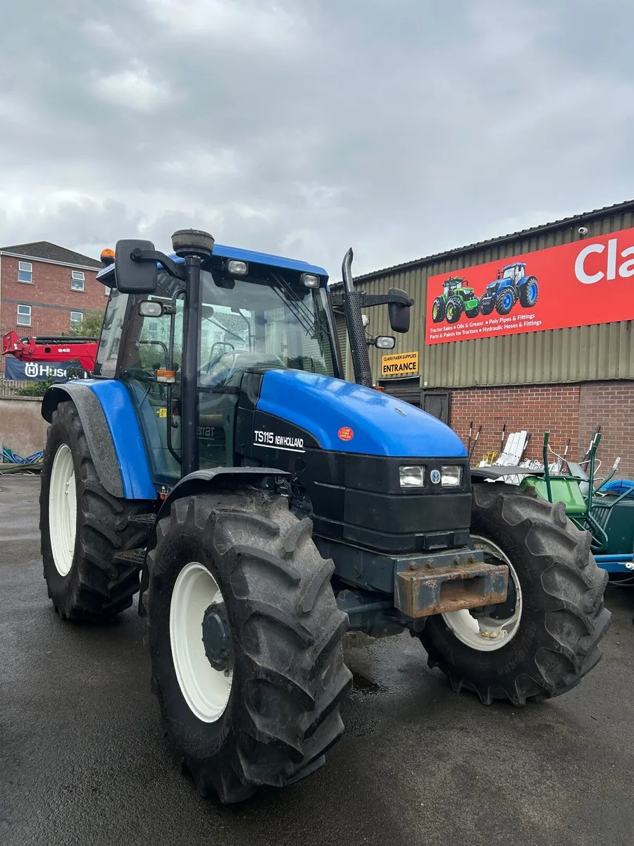 New Holland TS115 - Image 1