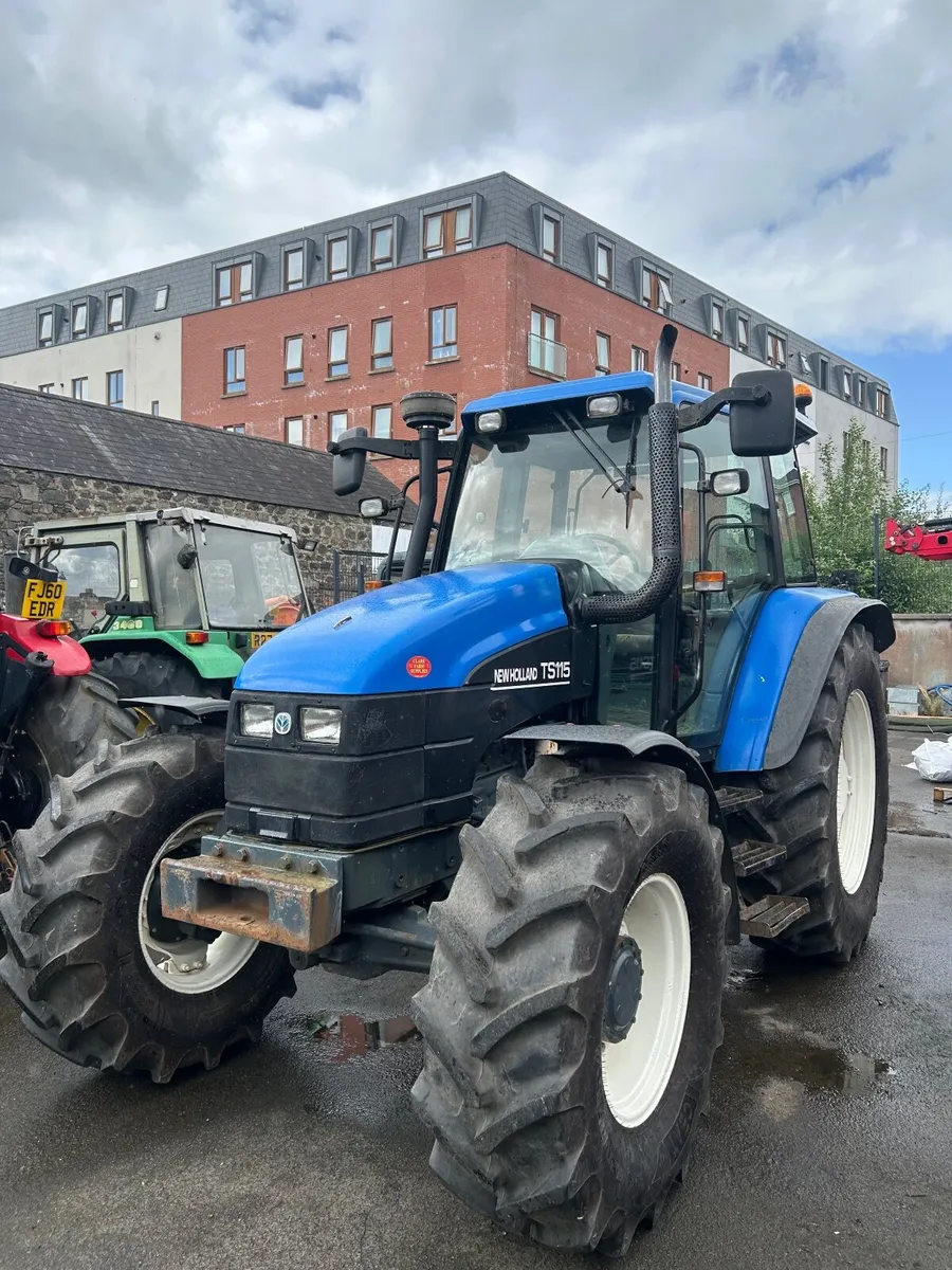 New Holland TS115 - Image 3