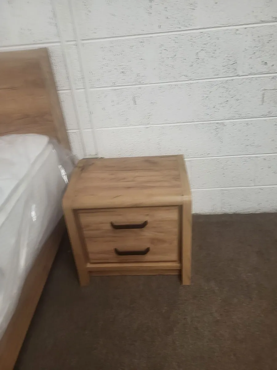 Bed - Image 3