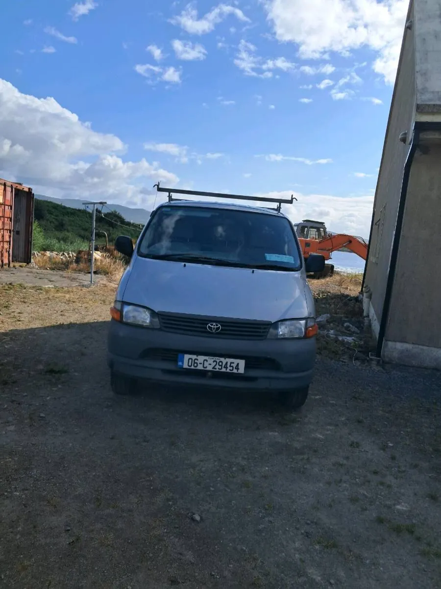 Toyota hiace - Image 3