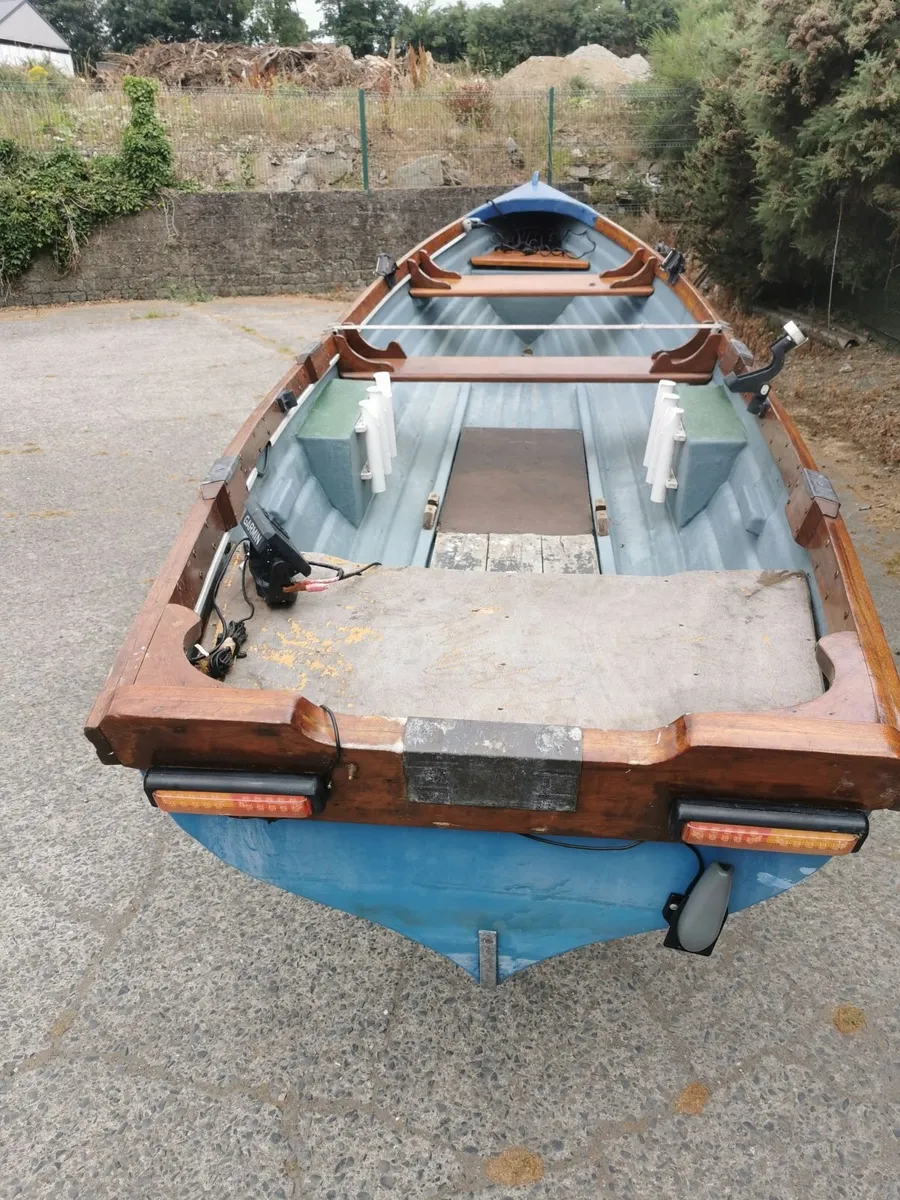19ft boat - Image 4