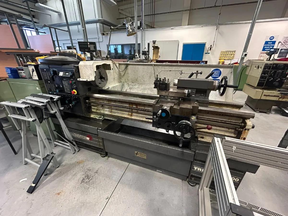 Used Colchester Triumph 2500 Centre Lathe - Image 3