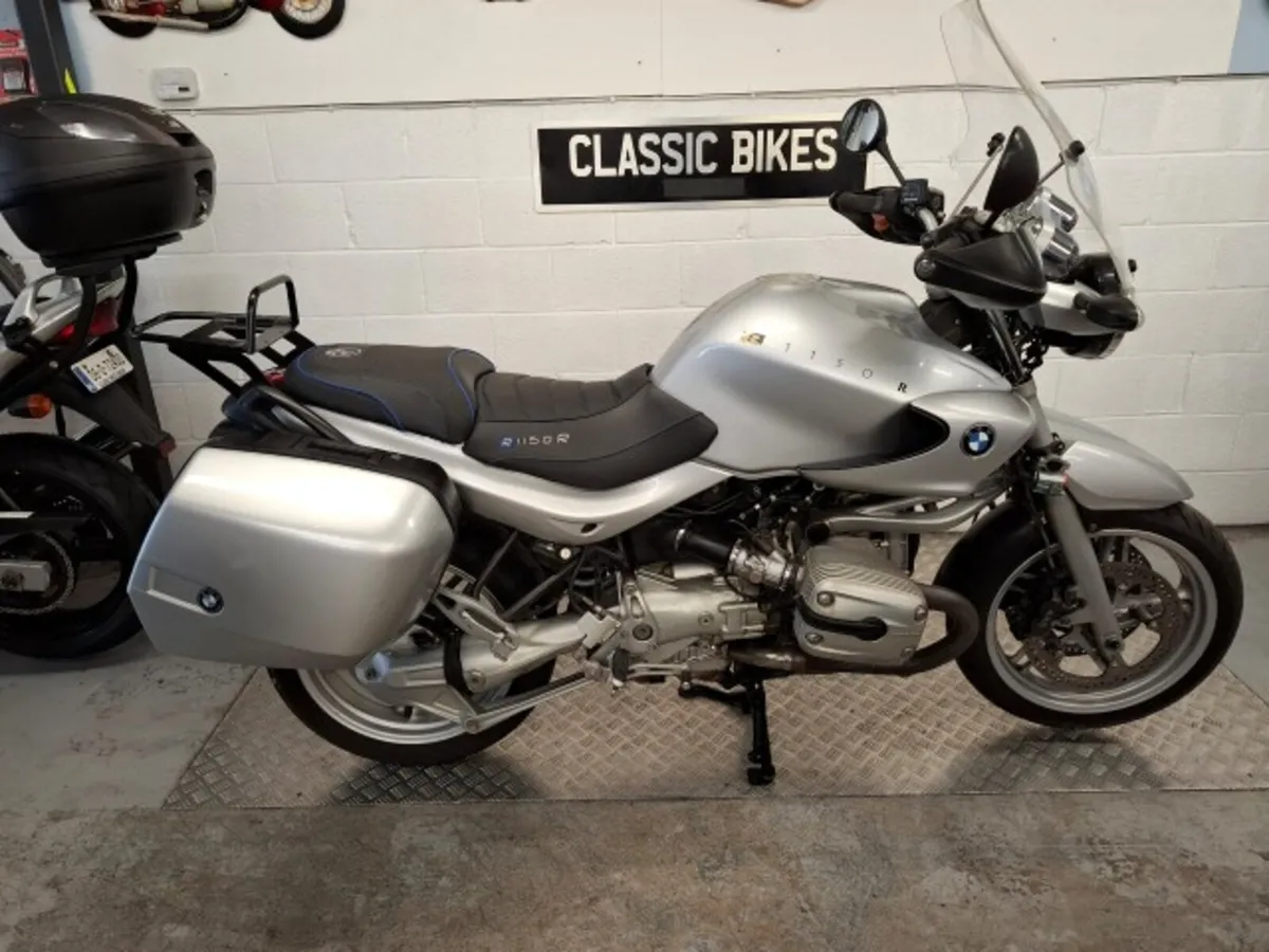 BMW R1150R 2004 - Image 1