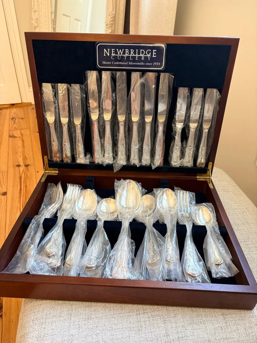 Newbridge cutlery canteen - Image 1