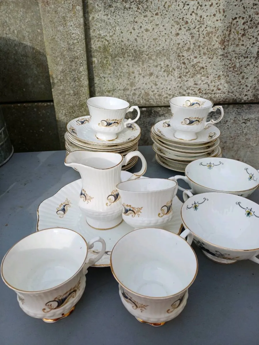 Vintage Royal Tara Teasets - Image 2