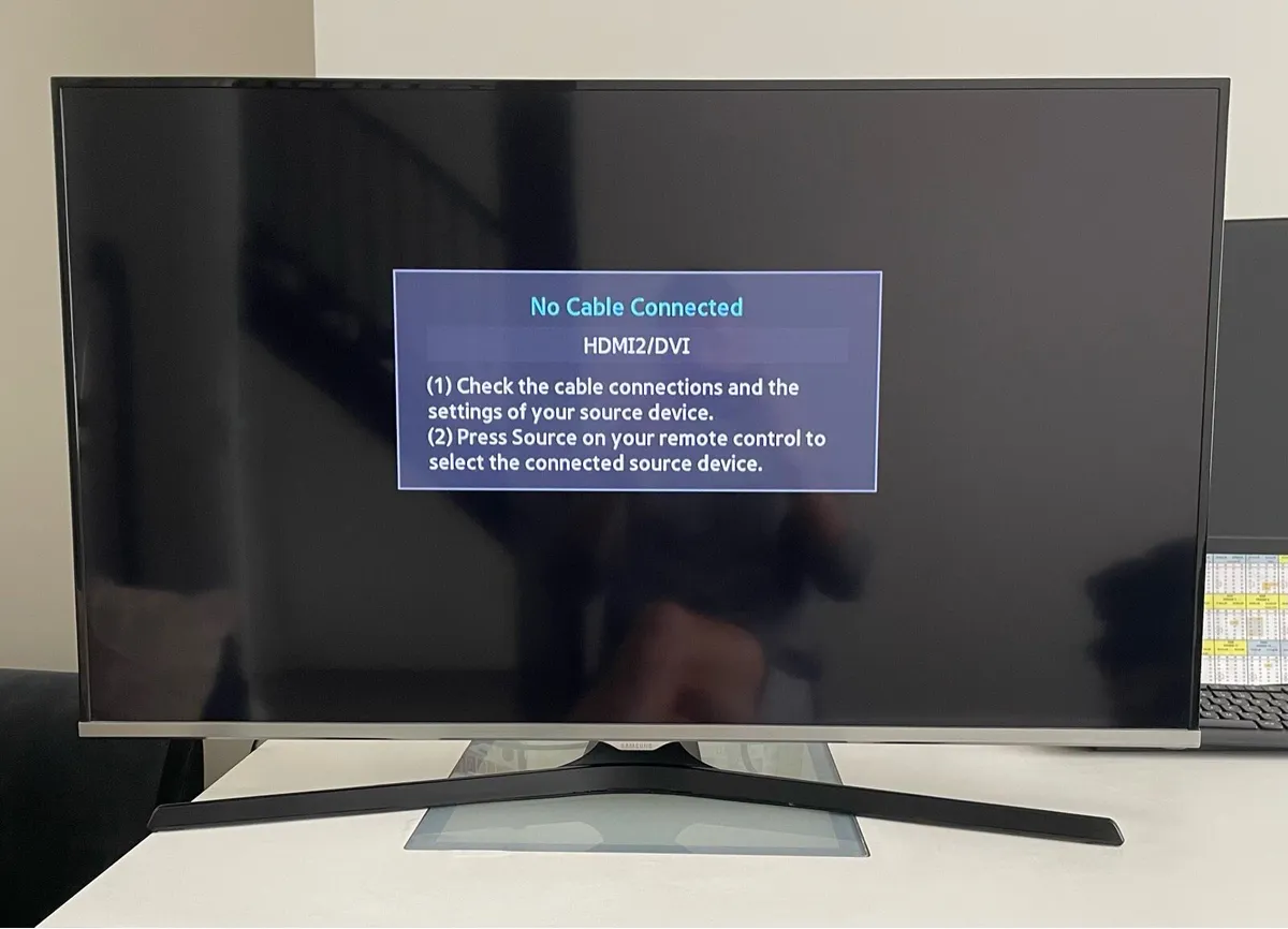 Samsung 40” Full HD LED TV (Model UE40J5100AK) - Image 3