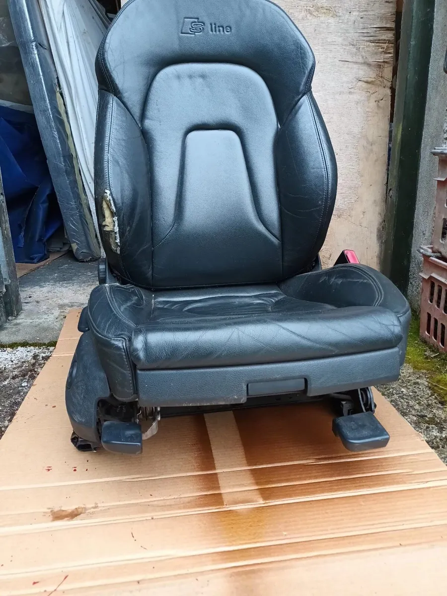 Audi A5 leather cat seat - Image 4