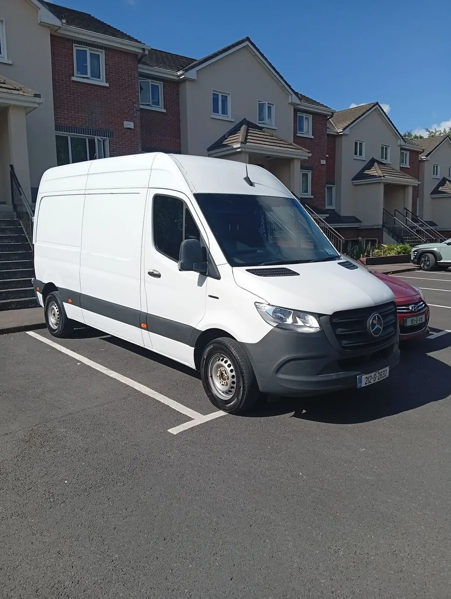 Mercedes-Benz eSprinter 2021 - Image 1