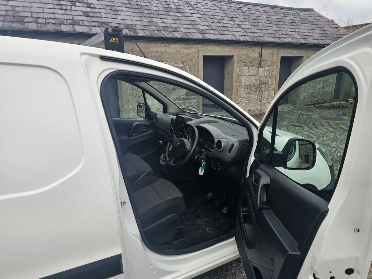 2018 Peugeot Partner 1.6 HDi – Clean Van - Image 4