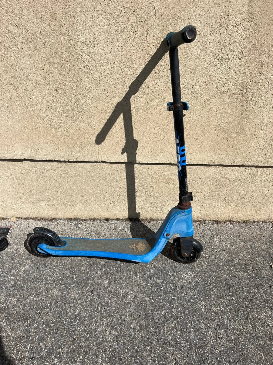 Kid’s Scooter - Image 1