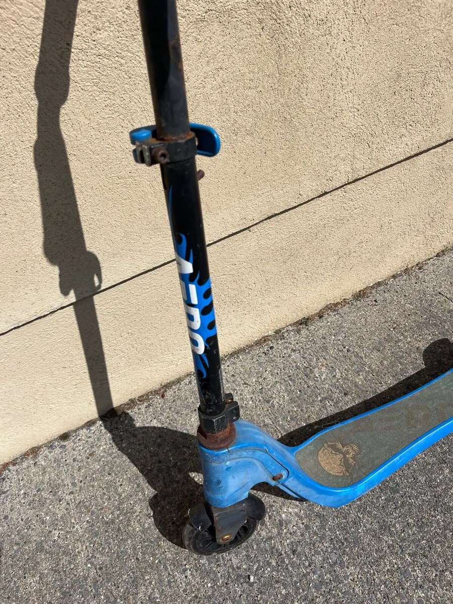 Kid’s Scooter - Image 3