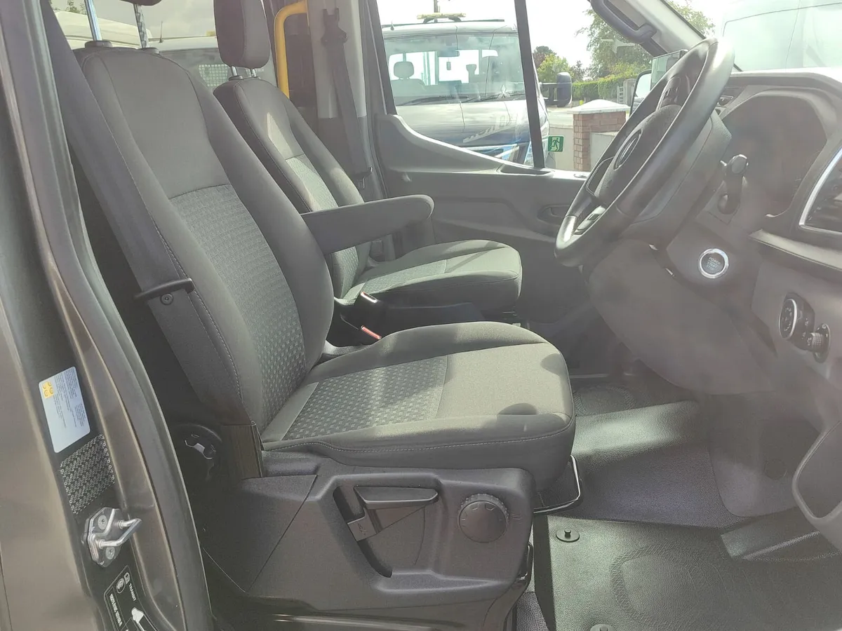 2024 FORD TRANSIT MINIBUS 165 BHP AUTO - Image 4
