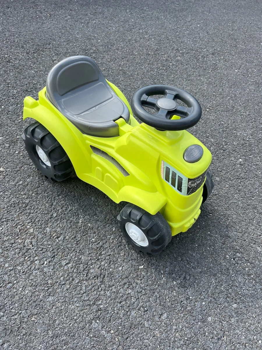 Kid’s ride on tractor - Image 1