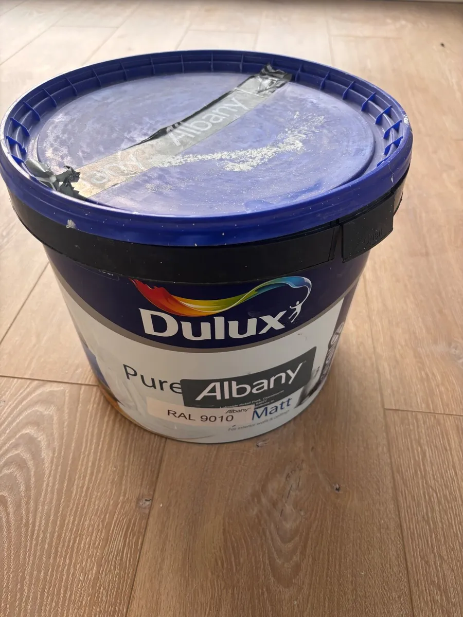 Paint - white/ 10L walls & ceiling & 2.5 L  wood - Image 1