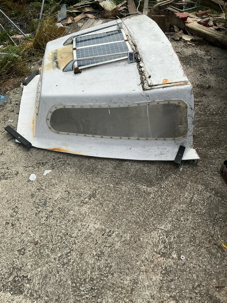 Boat bits - Image 1