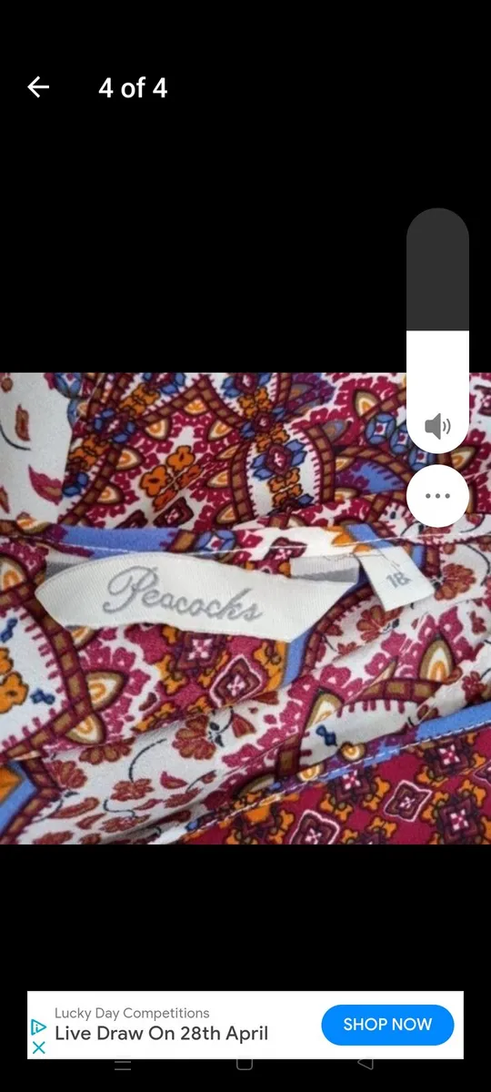 Evans plus size top like new. Size 24. 100 % polye - Image 4