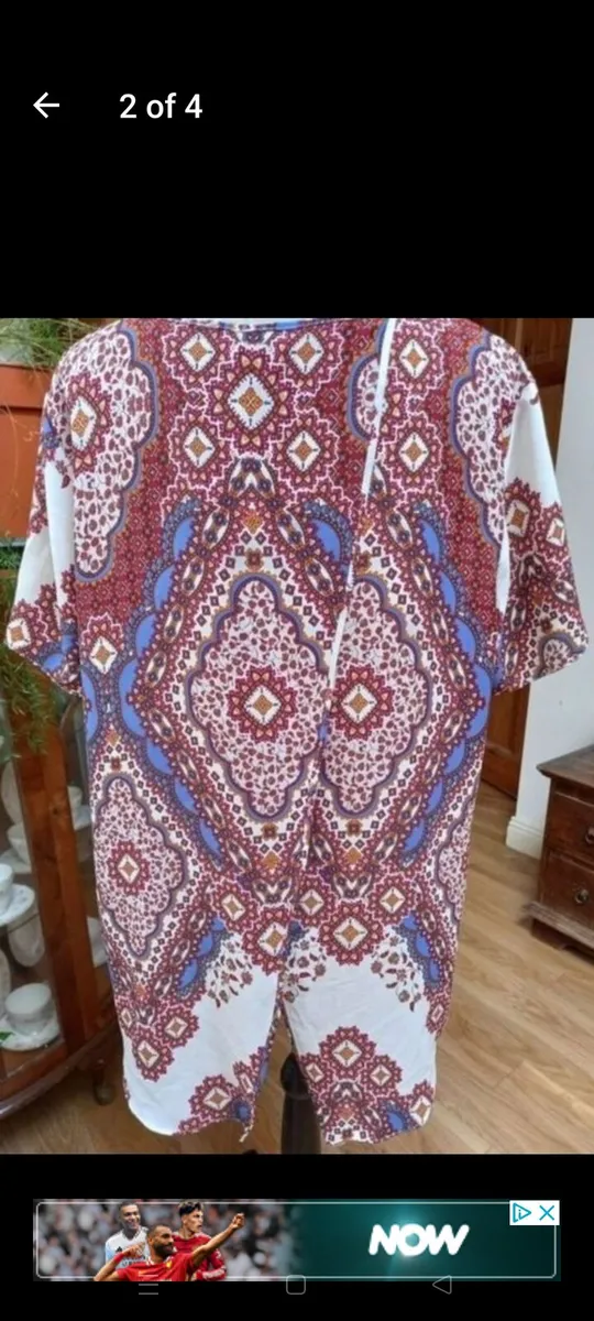 Evans plus size top like new. Size 24. 100 % polye - Image 2
