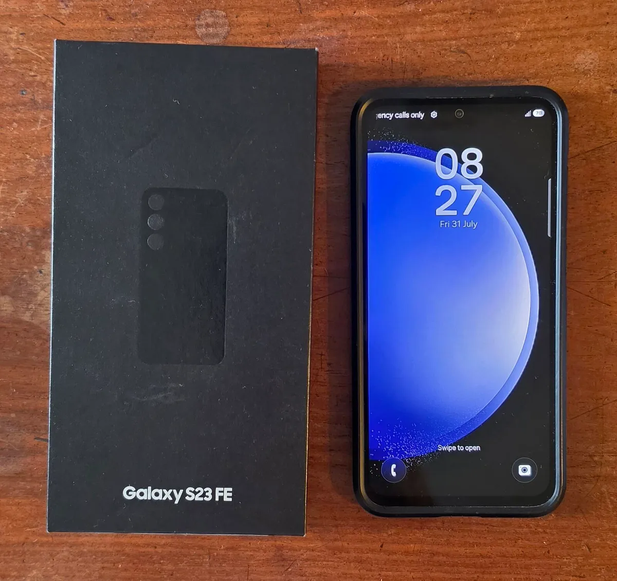 Samsung Galaxy S23FE128GB+Spigen Case Mint condit - Image 1