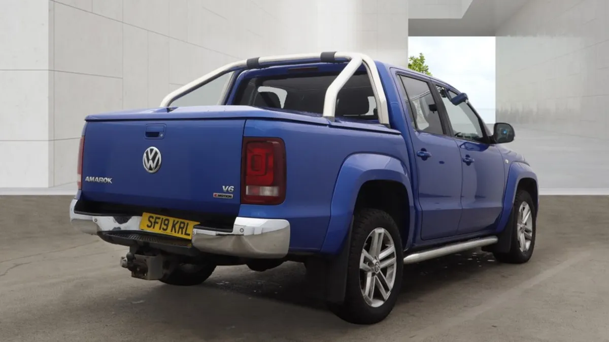 Volkswagen Amarok 3.0 TDI V6 Highline Auto 4Motion - Image 4