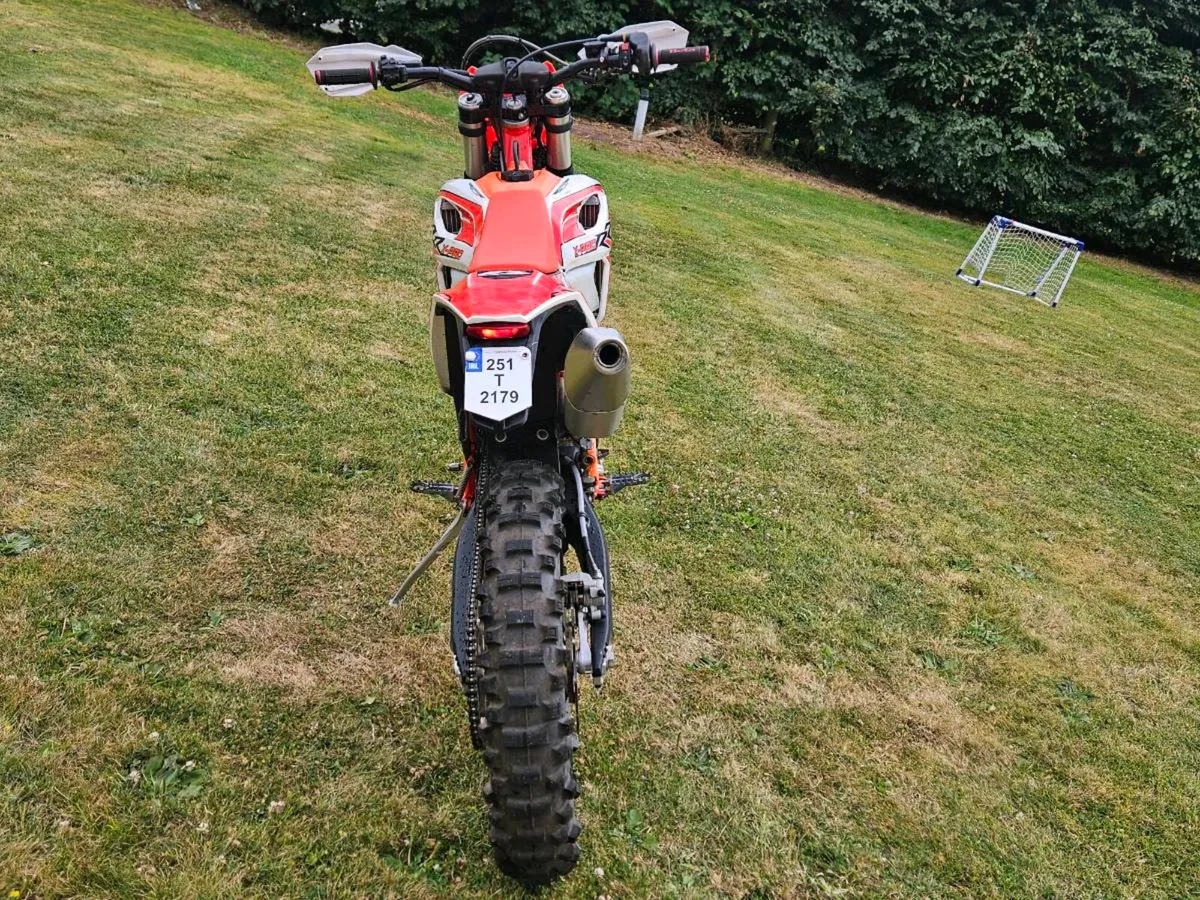 Enduro bike - Image 1