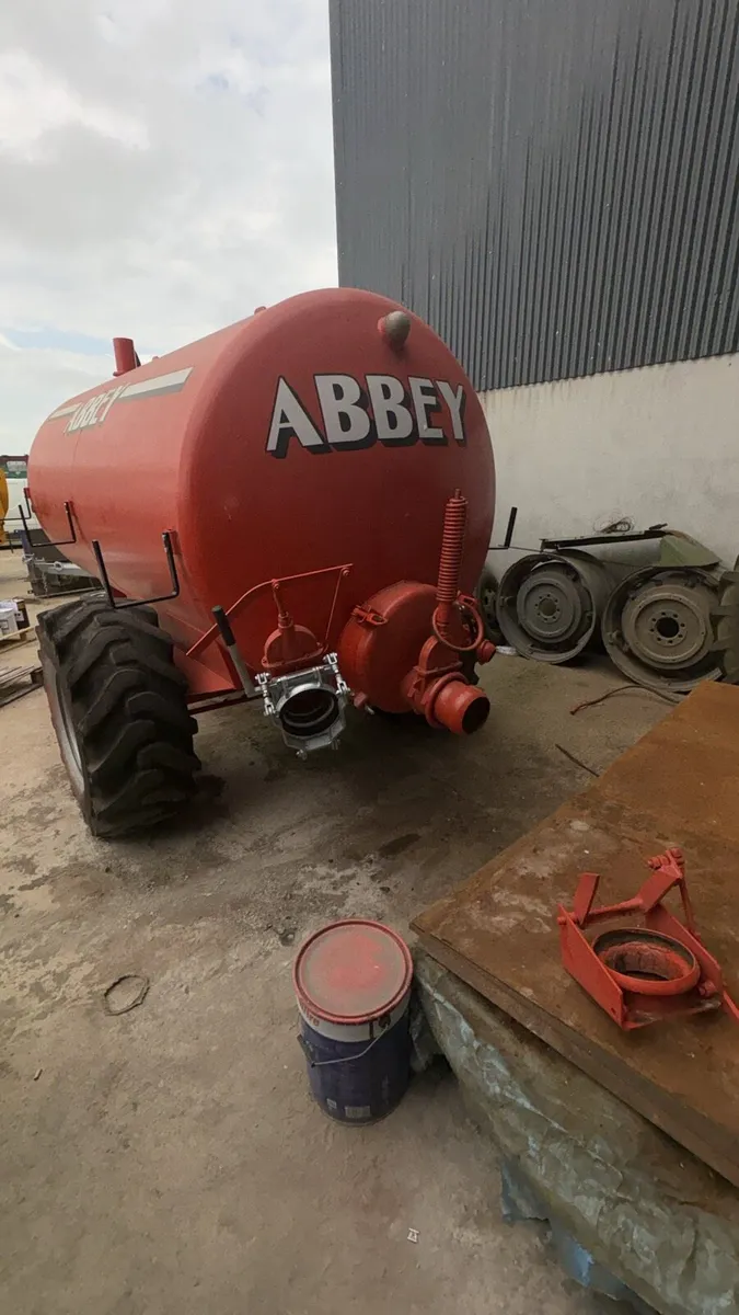 Abbey 1300 gallon - Image 3
