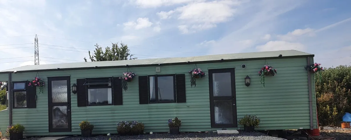 Willbery Mobile Winter Spec 2 bedroom. - Image 1