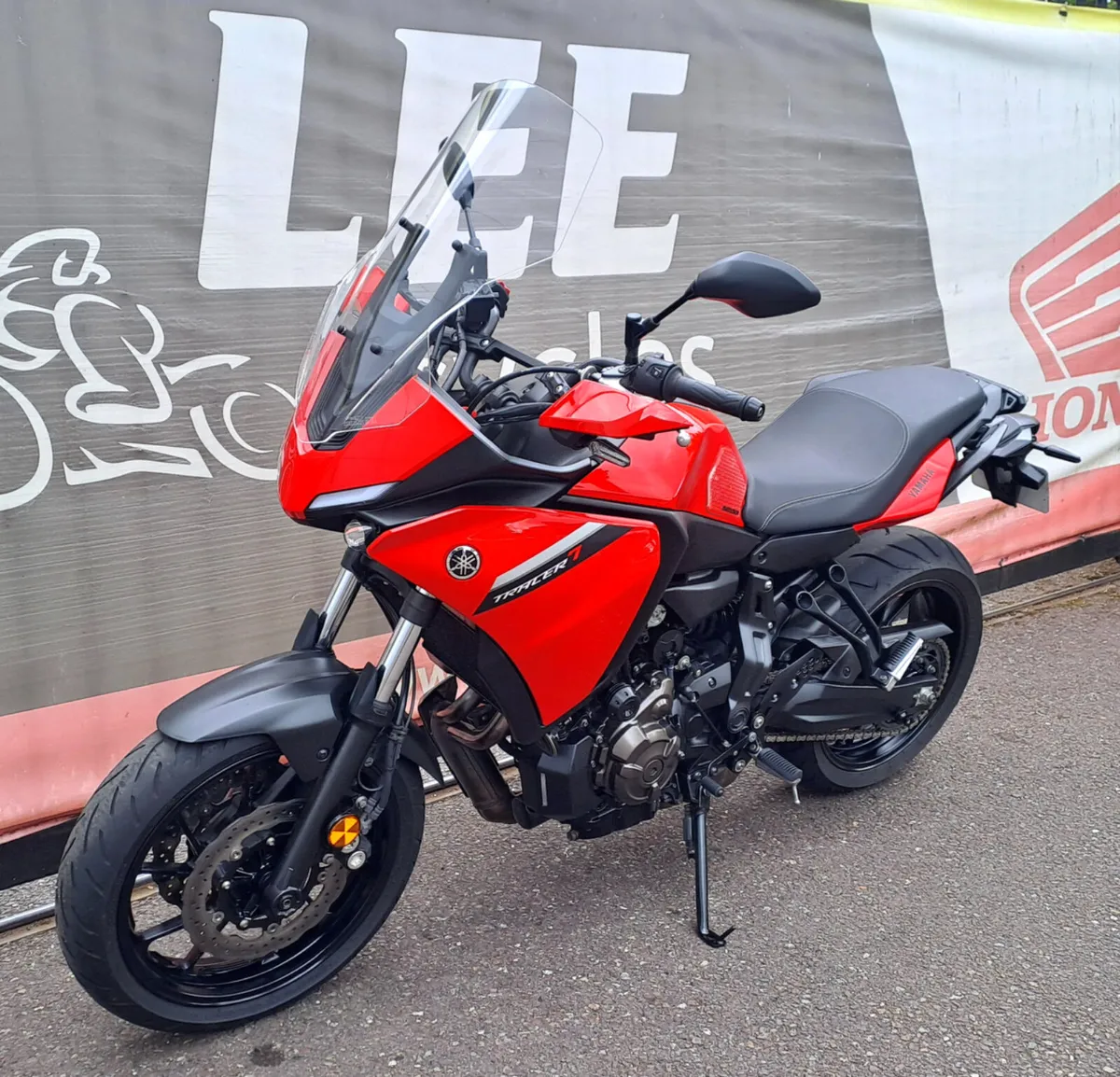2021 Yamaha MT-07 Tracer red - Image 1