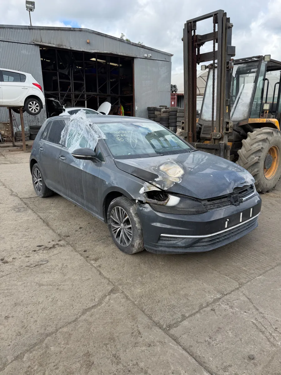 BREAKING 2019 VOLKSWAGEN GOLF 1.0 - Image 4