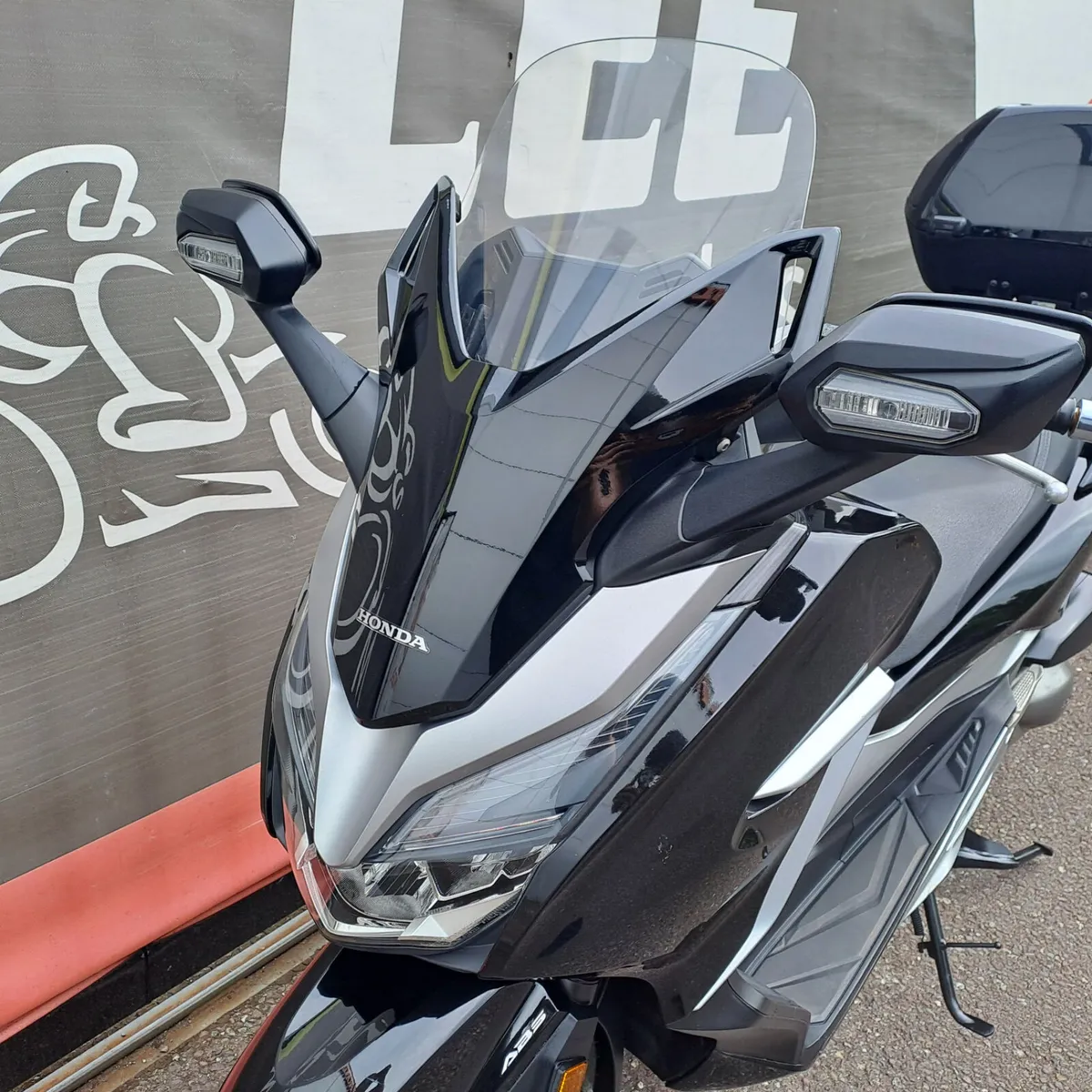 2020 Honda Forza 300 - Image 4