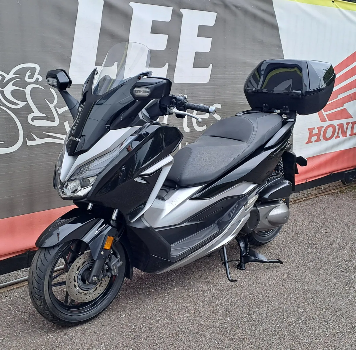 2020 Honda Forza 300 - Image 2