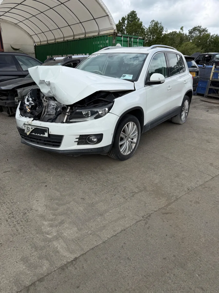 BREAKING 2015 VOLKSWAGEN 2.0 Tdi