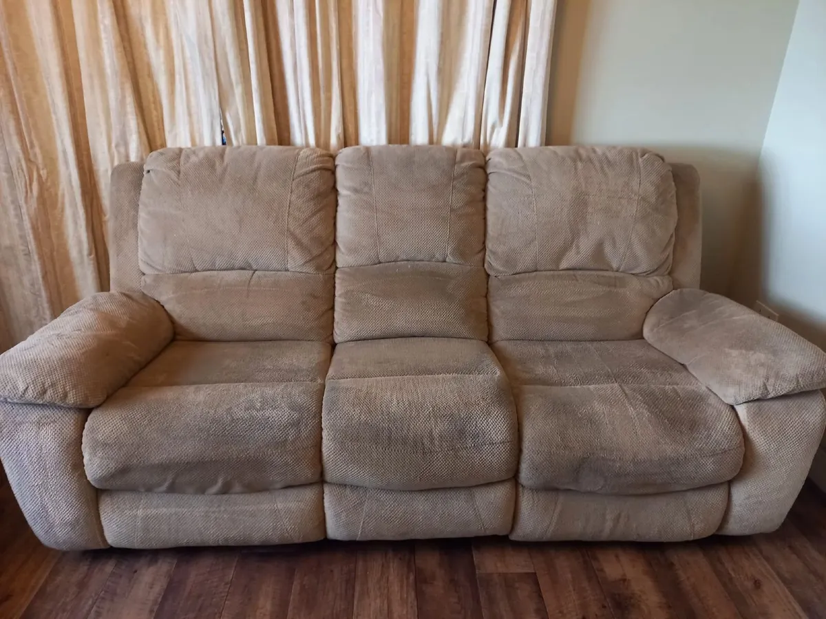 suite of furniture - Image 2