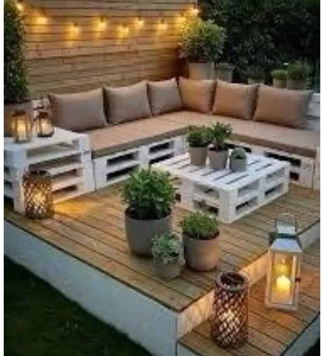 Free pallets . Free to make furniture - Image 2