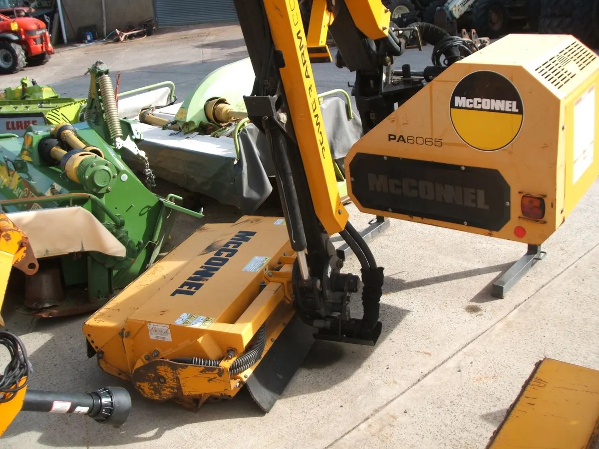 2015 McConnel PA6065 hedge cutter - Image 2