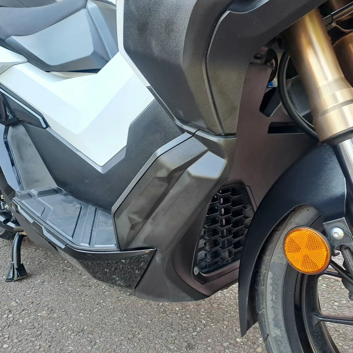 2024 Honda ADV350 - Image 4