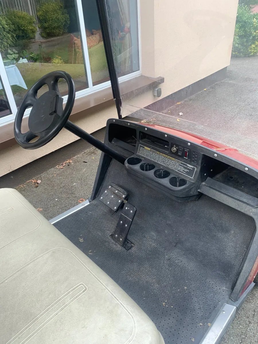 EZGO GOLF CART - Image 4