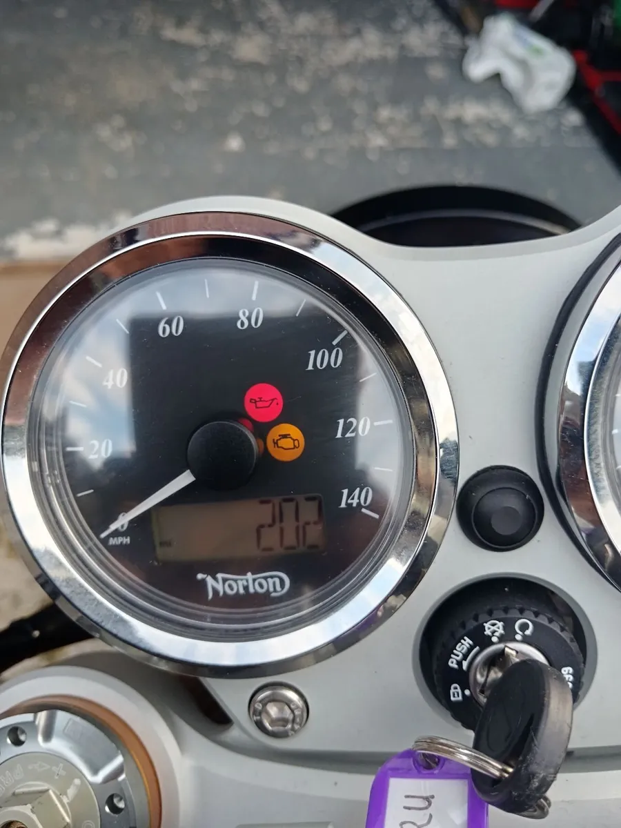 NORTON Commando 2023 - Image 3