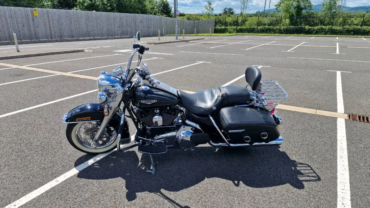 Harley Davidson Road King Classic - Image 1