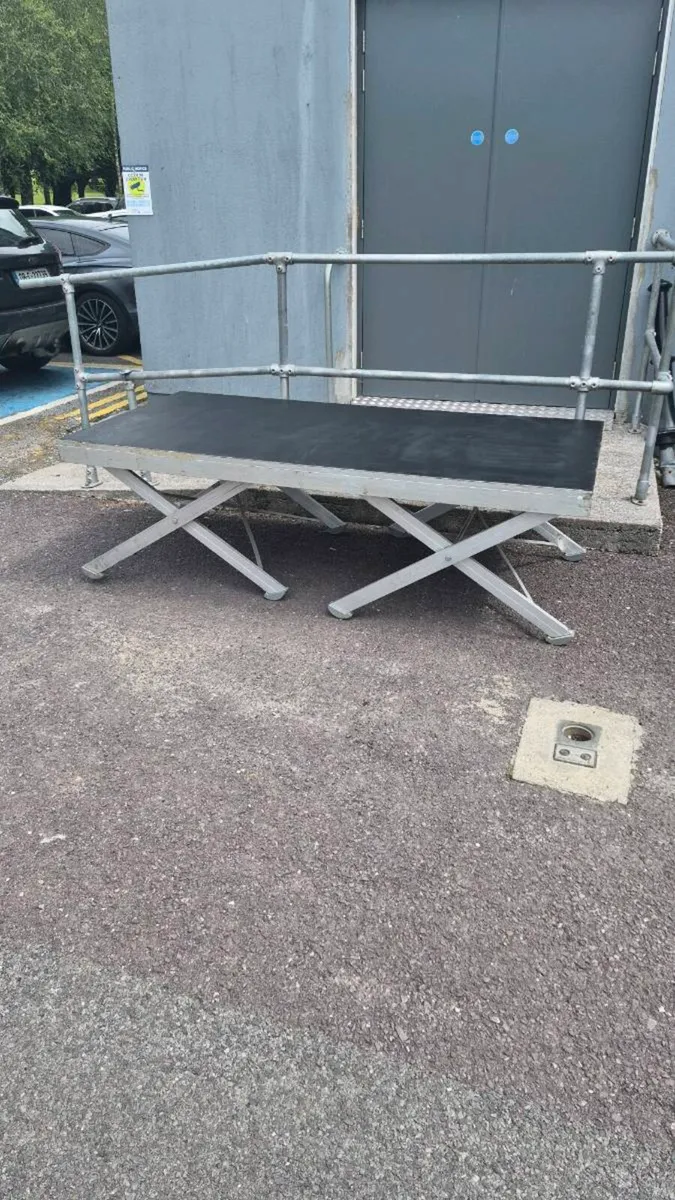 Portable modular stage - Image 2