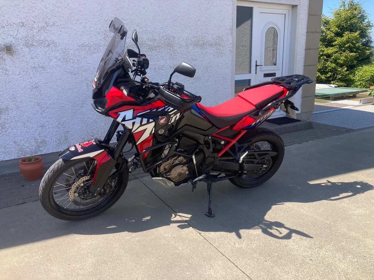 2023 Africa Twin quick shifter manual - Image 1