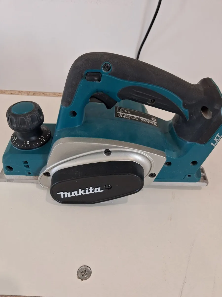 Makita planer 18v. - Image 1