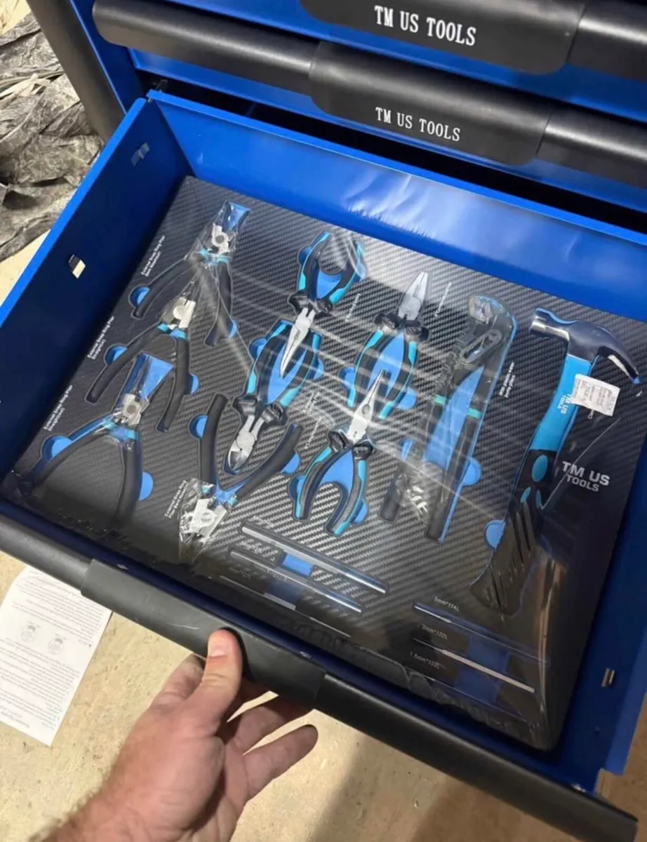 BRAND NEW 13DRAWER TOOL CHEST FULL OF TOOLS - Image 3