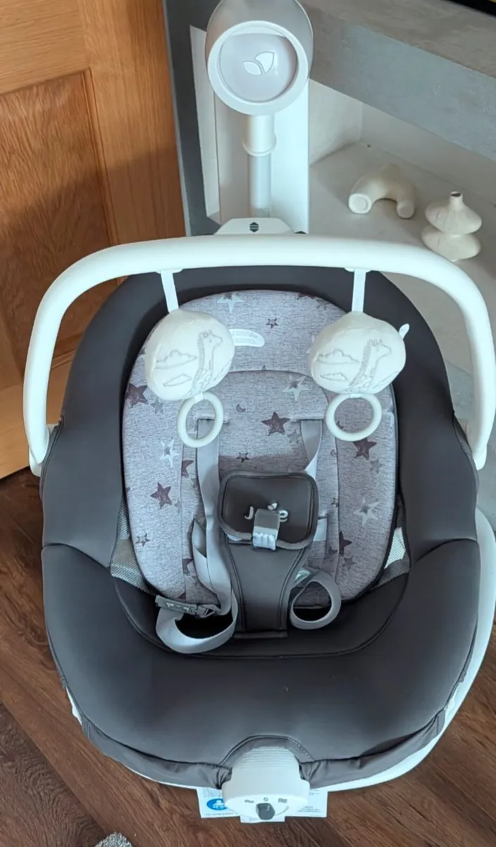 Baby swing - Image 1
