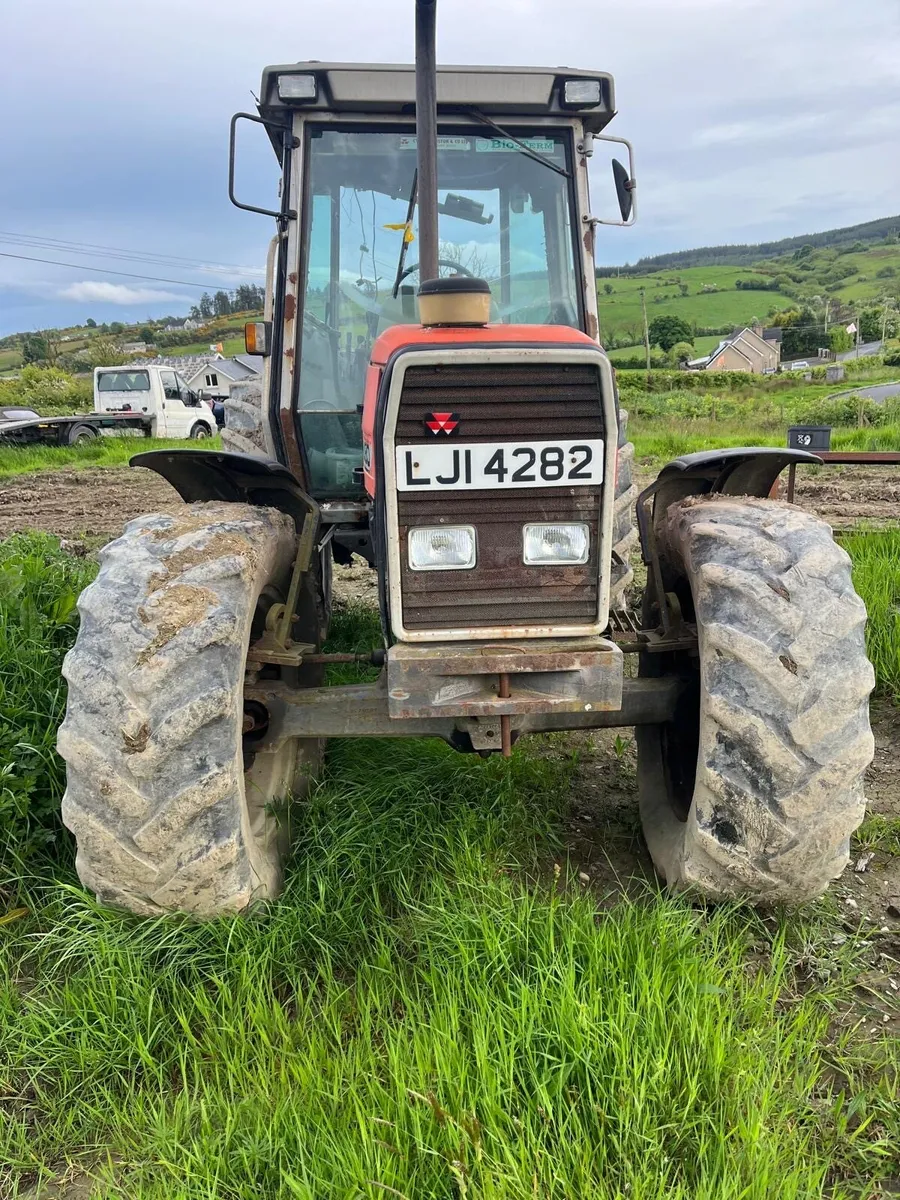 Massey Ferguson 3080 tractor - Image 1