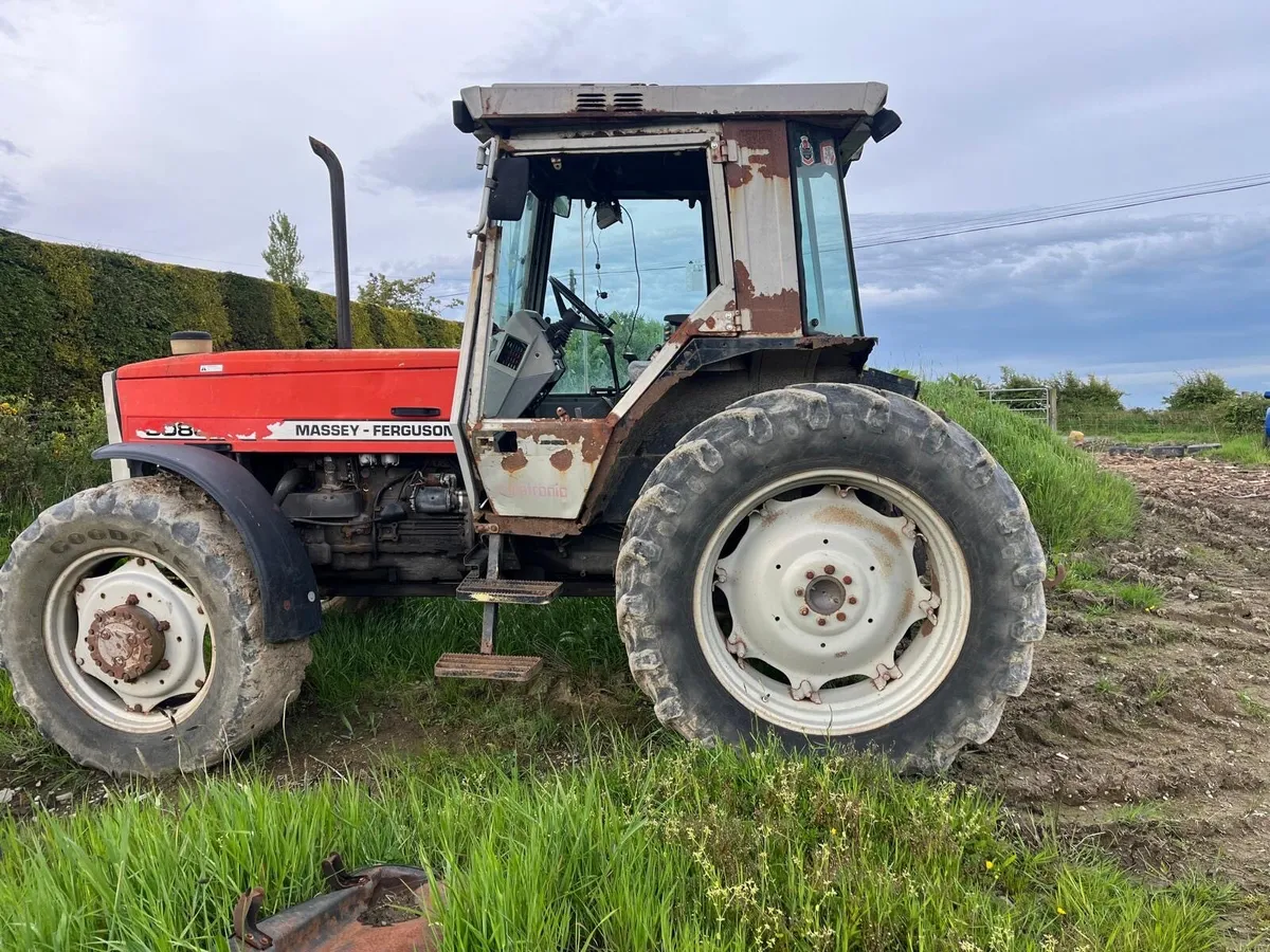 Massey Ferguson 3080 tractor - Image 2