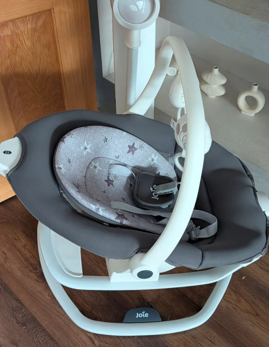 Baby swing - Image 2