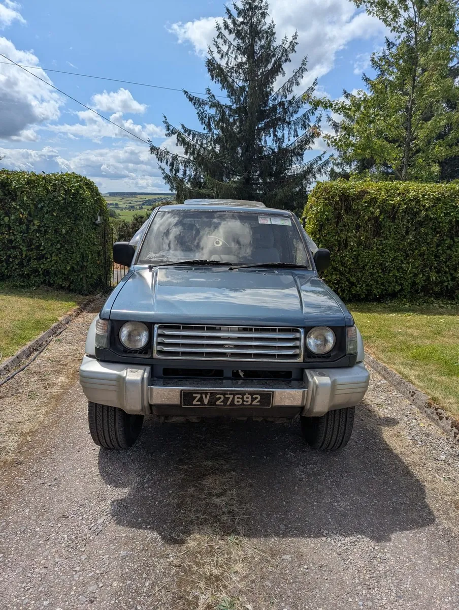 Mitsubishi Pajero 1991 - Image 3