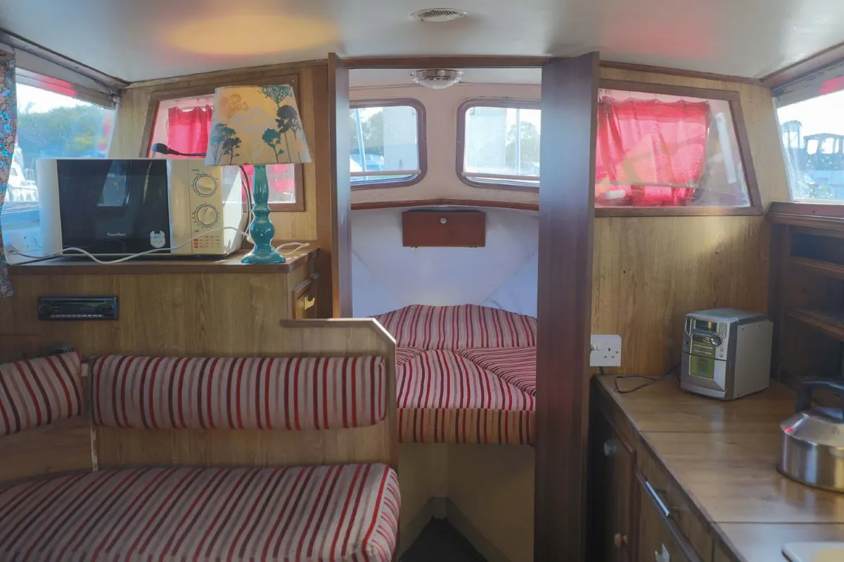 Boat - Image 4
