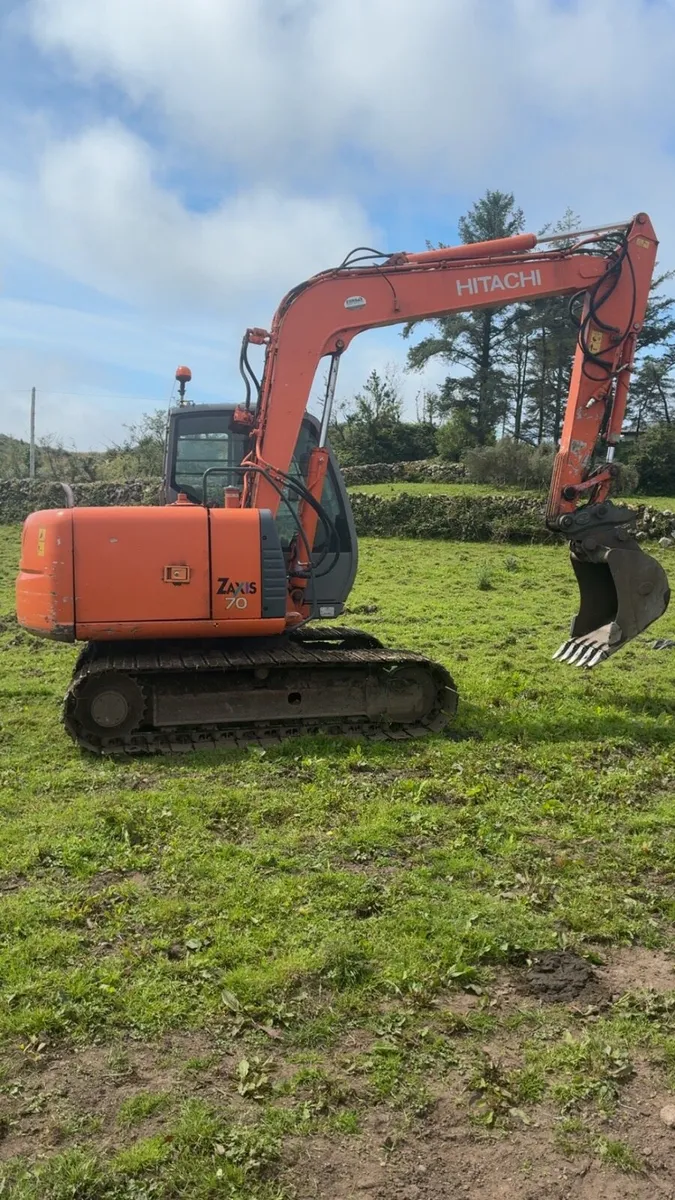 Hitachi 70 - Image 3